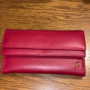 Etienne Aigner Wallet